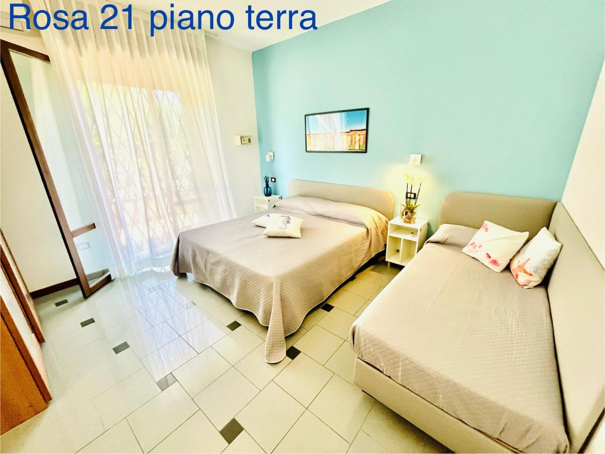 Residence Aries Cesenatico Eksteriør billede